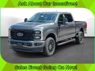 2026 Ford Super Duty F-350 SRW LARIAT