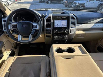 2017 Ford Super Duty F-350 SRW Lariat