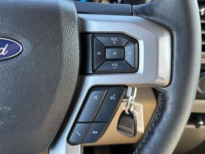 2017 Ford Super Duty F-350 SRW Lariat