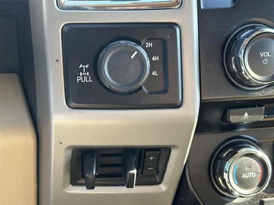 2017 Ford Super Duty F-350 SRW Lariat