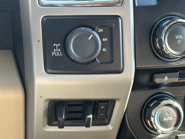 2017 Ford Super Duty F-350 SRW Lariat