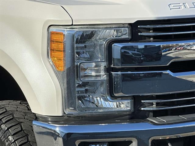 2017 Ford Super Duty F-350 SRW Lariat