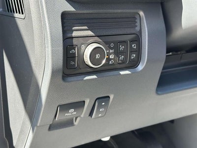 2026 Ford Super Duty F-350 DRW Platinum