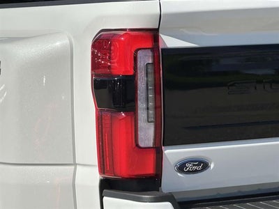 2026 Ford Super Duty F-350 DRW Platinum