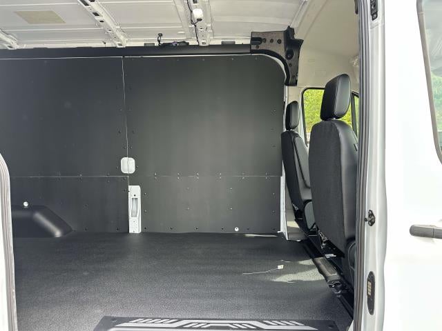 2026 Ford Transit Cargo Van T-250 148" Med Rf 9150 GVWR RWD