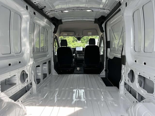 2026 Ford Transit Cargo Van T-250 148" Med Rf 9150 GVWR RWD