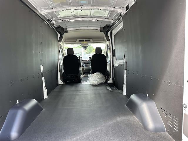 2026 Ford Transit Cargo Van T-250 148" Med Rf 9150 GVWR RWD