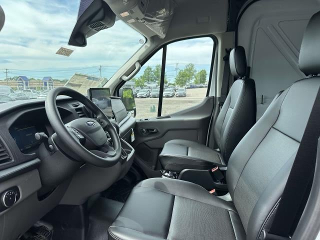 2026 Ford Transit Cargo Van T-250 148" Med Rf 9150 GVWR RWD