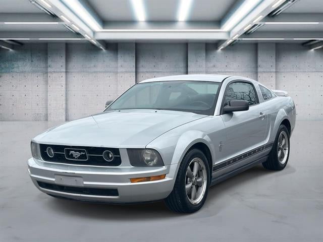 2006 Ford Mustang V6 Deluxe