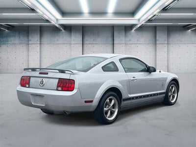 2006 Ford Mustang V6 Deluxe