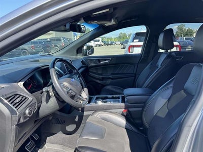 2023 Ford Edge ST