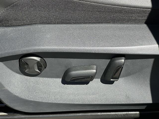 2023 Volkswagen Tiguan 2.0T SE 4Motion