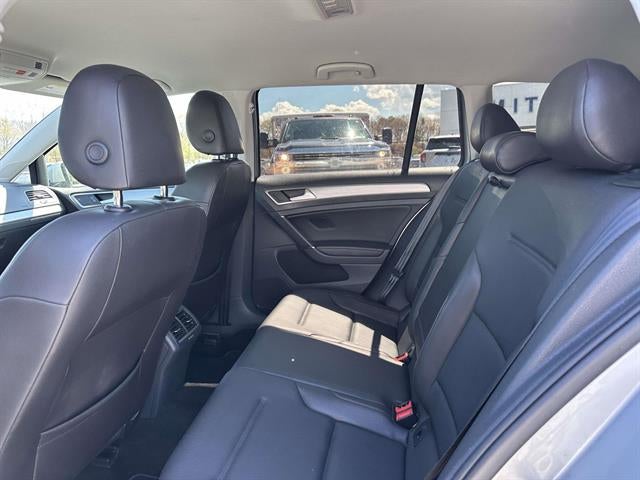 2015 Volkswagen Golf SportWagen TDI S