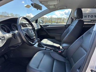 2015 Volkswagen Golf SportWagen TDI S