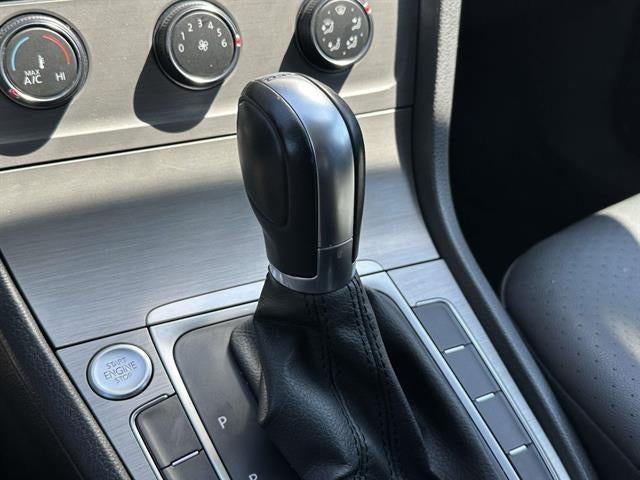 2015 Volkswagen Golf SportWagen TDI S