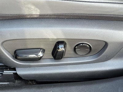 2019 Lexus ES Base