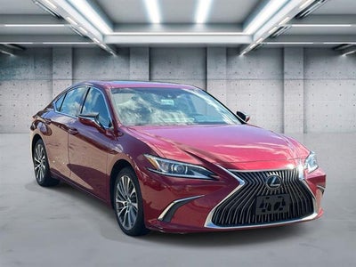 2019 Lexus ES Base