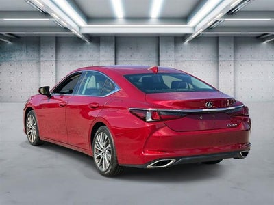 2019 Lexus ES Base