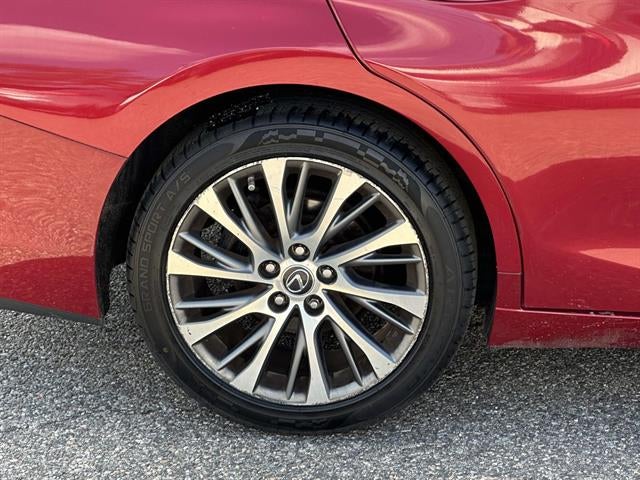 2019 Lexus ES Base