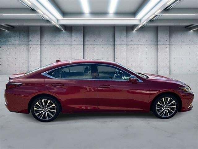 2019 Lexus ES Base