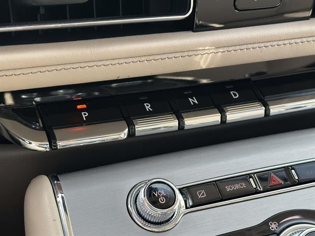 2022 Lincoln Aviator Standard