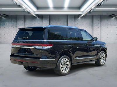 2022 Lincoln Navigator Reserve