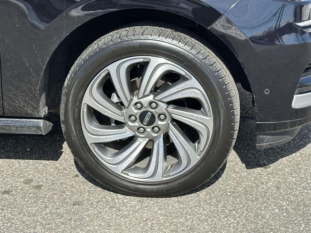 2022 Lincoln Navigator L Reserve