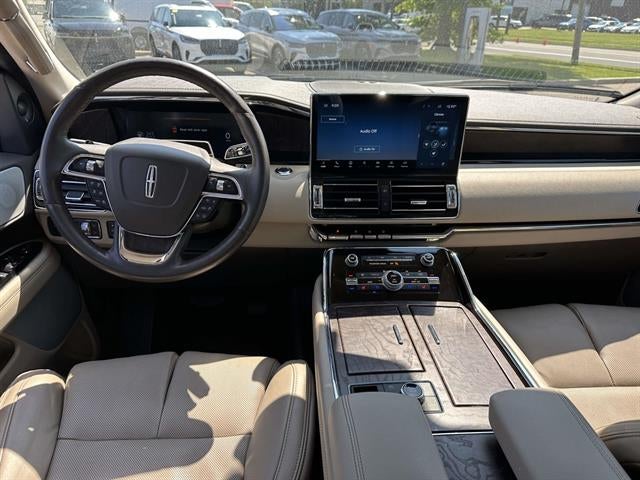 2022 Lincoln Navigator L Reserve