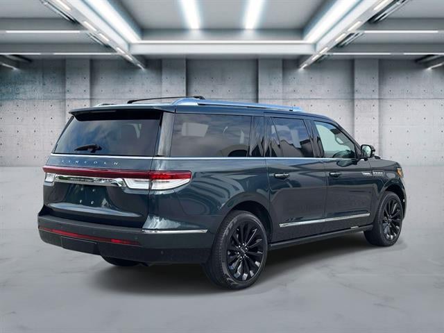 2022 Lincoln Navigator L Reserve
