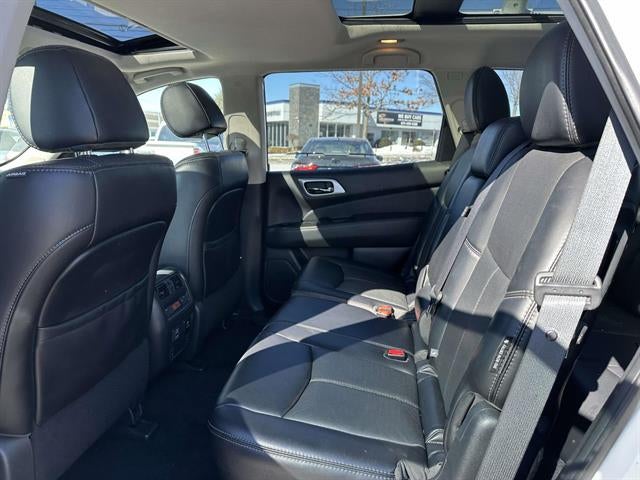 2018 Nissan Pathfinder Platinum