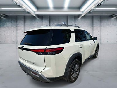 2022 Nissan Pathfinder Platinum