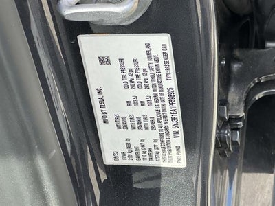 2023 Tesla MODEL 3 Base