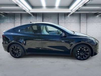 2023 Tesla MODEL Y Base