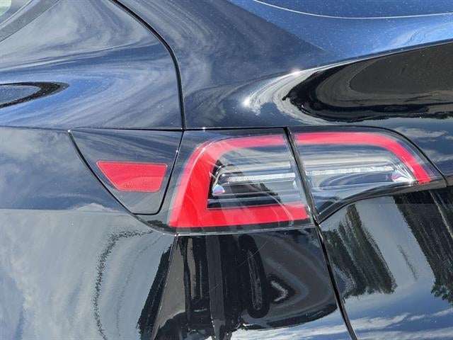 2023 Tesla MODEL Y Base