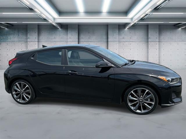 2019 Hyundai Veloster 2.0L Premium