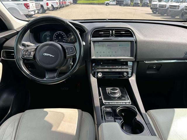 2017 Jaguar F-PACE AWD 20d Prestige 4dr SUV