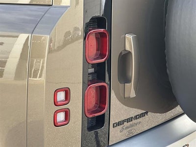 2024 Land Rover Defender 110 P400 S