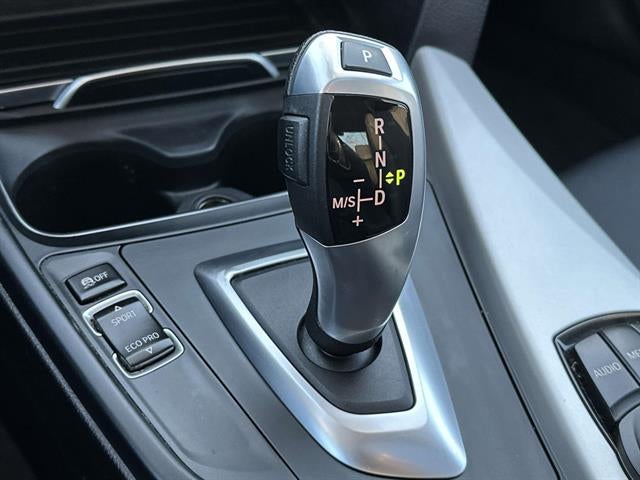 2017 BMW 320i xDrive 320i xDrive