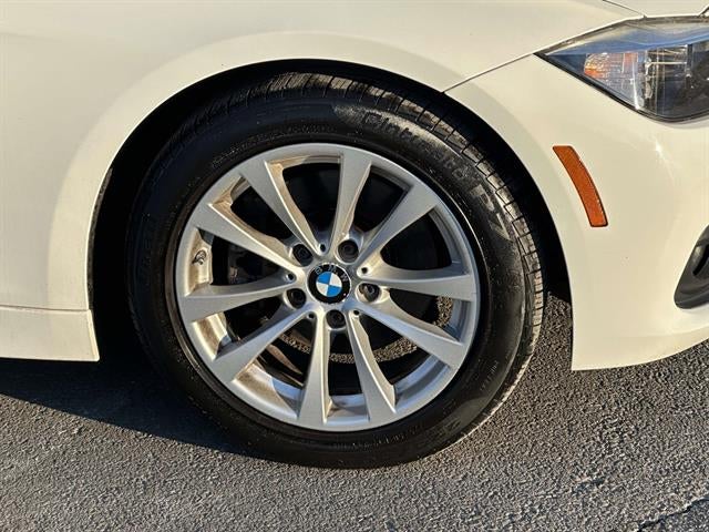 2017 BMW 320i xDrive 320i xDrive