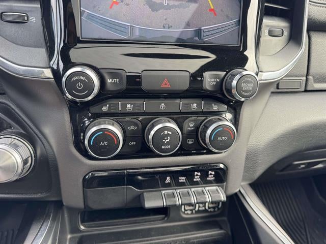 2021 RAM 1500 4x4 Laramie Crew Cab 5.6 ft