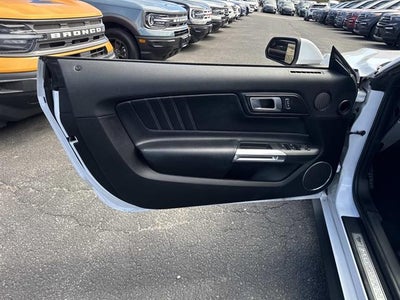 2022 Ford Mustang EcoBoost Premium