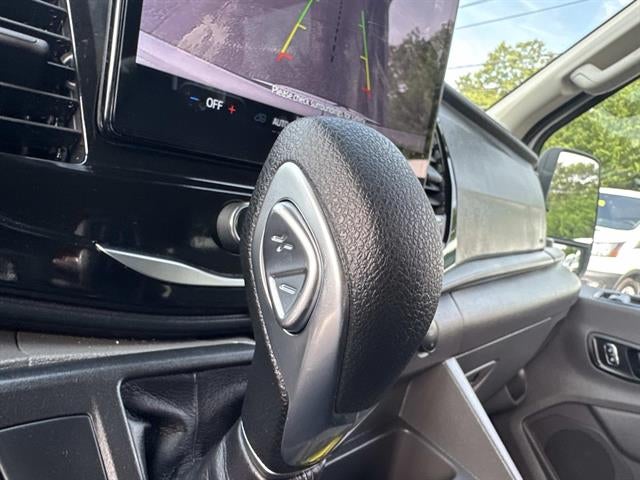 2025 Ford Transit Passenger Wagon 350 XLT
