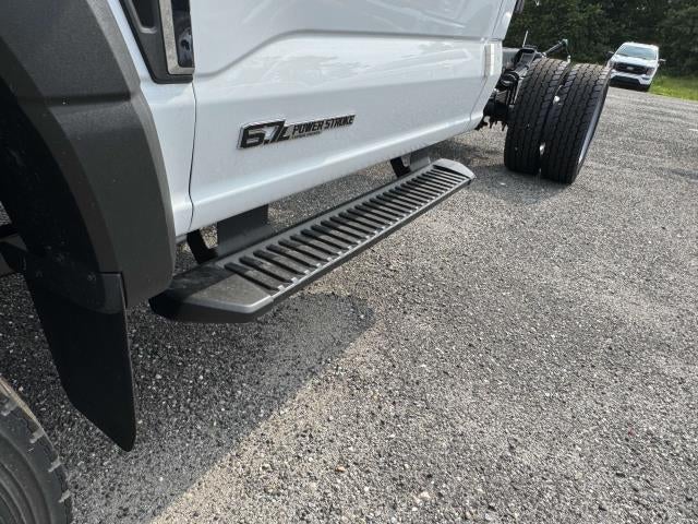 2025 Ford Super Duty F-600 DRW XL