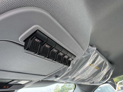 2025 Ford Super Duty F-600 DRW XL