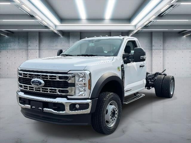 2025 Ford Super Duty F-600 DRW XL