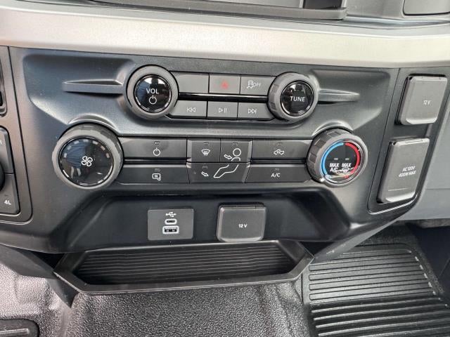 2025 Ford Super Duty F-600 DRW XL