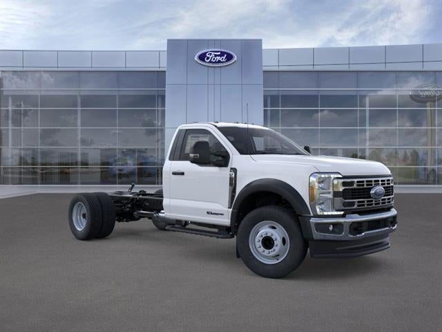 2025 Ford Super Duty F-600 DRW XL