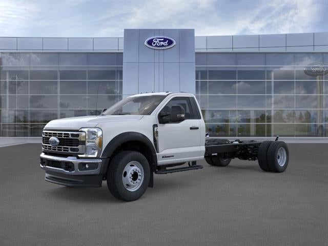 2025 Ford Super Duty F-600 DRW XL
