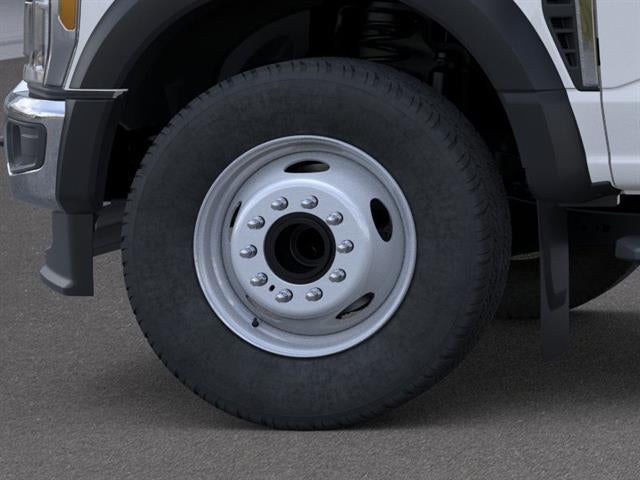 2025 Ford Super Duty F-600 DRW XL