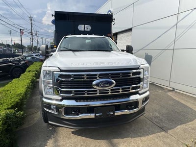 2025 Ford Super Duty F-600 DRW XL